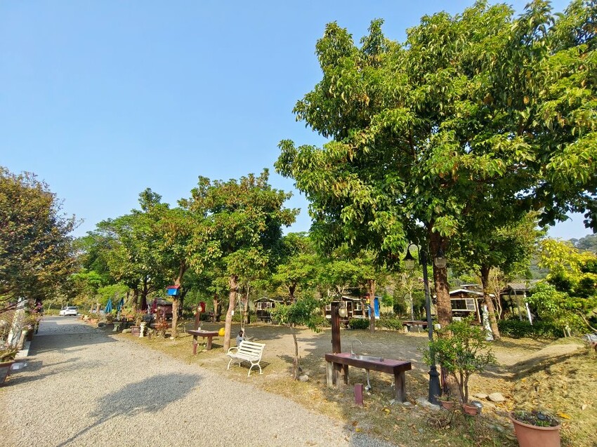 【新竹】搭棚、木屋、包棟通通有，吉娜的家免裝備露營!