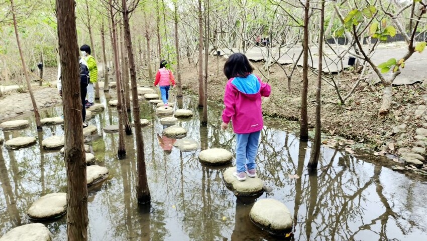 【桃園】一票到底300多個親子遊樂設施! 台灣地景花園