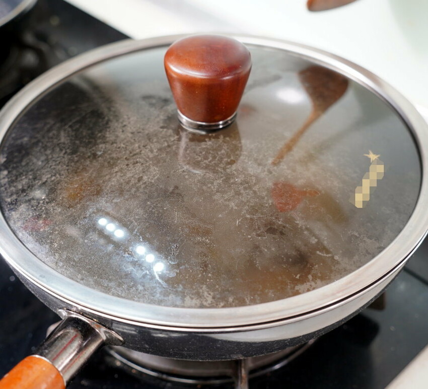 【食譜】麻油米血做法．邪惡夜市小吃在家輕鬆做!兩種做法任你挑~