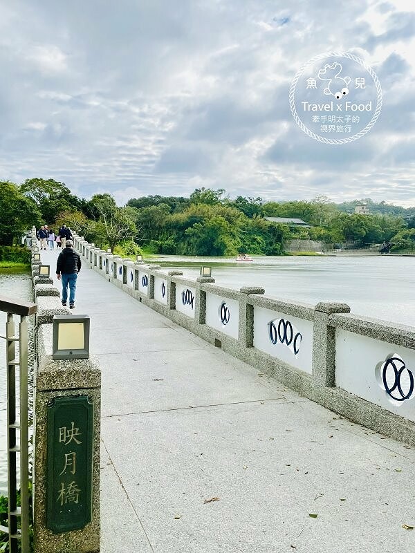 免門票，好停車！友善全齡環湖步道，騎自行車，玩SUP，踩天鵝船，180度賞景，人文休閒青草湖 @魚兒 x 牽手明太子的「視」界旅行