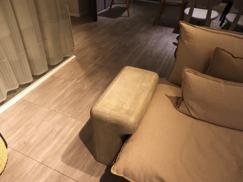 晶華傢俱台南店/台南家具推薦:從平價到奢華,一站購足/床墊床架餐桌,專屬傢配師規劃新家空間 - 進食的巨鼠