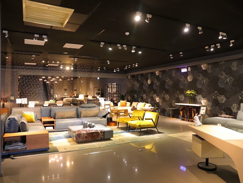 晶華傢俱台南店/台南家具推薦:從平價到奢華,一站購足/床墊床架餐桌,專屬傢配師規劃新家空間 - 進食的巨鼠