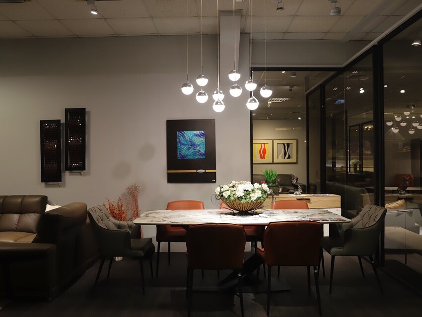 晶華傢俱台南店/台南家具推薦:從平價到奢華,一站購足/床墊床架餐桌,專屬傢配師規劃新家空間 - 進食的巨鼠