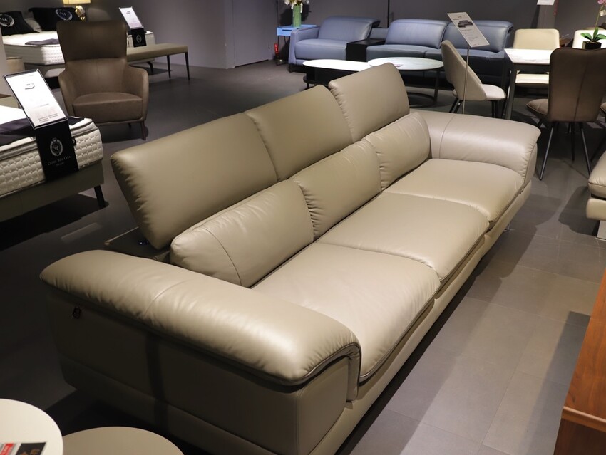 晶華傢俱台南店/台南家具推薦:從平價到奢華,一站購足/床墊床架餐桌,專屬傢配師規劃新家空間 - 進食的巨鼠