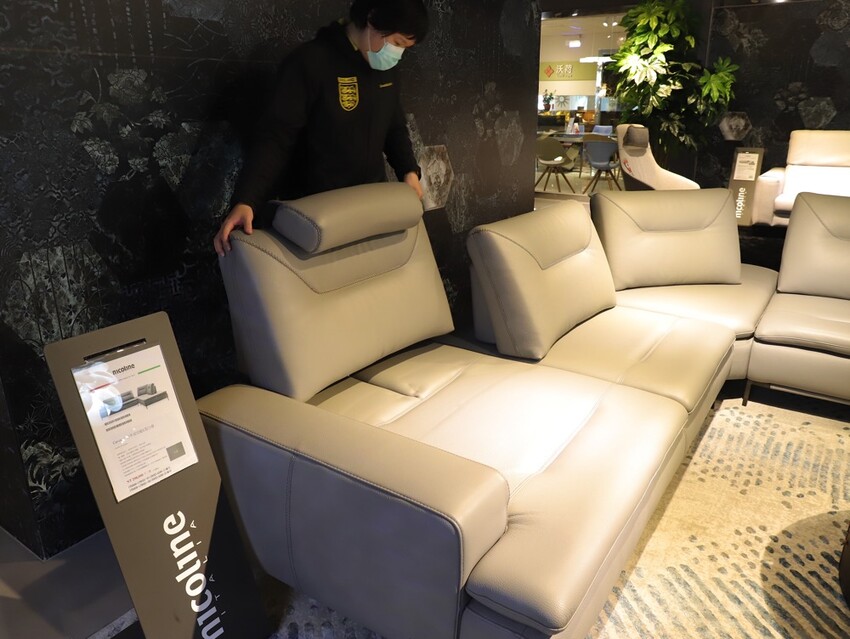 晶華傢俱台南店/台南家具推薦:從平價到奢華,一站購足/床墊床架餐桌,專屬傢配師規劃新家空間 - 進食的巨鼠