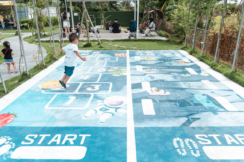 果然茶香觀光園區|親子同遊的休息站,附設免費停車場~
