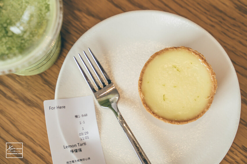 南投|Starbucks【華陽門市】宛如山水畫走出來的特色星巴克 | 快門下的幸福