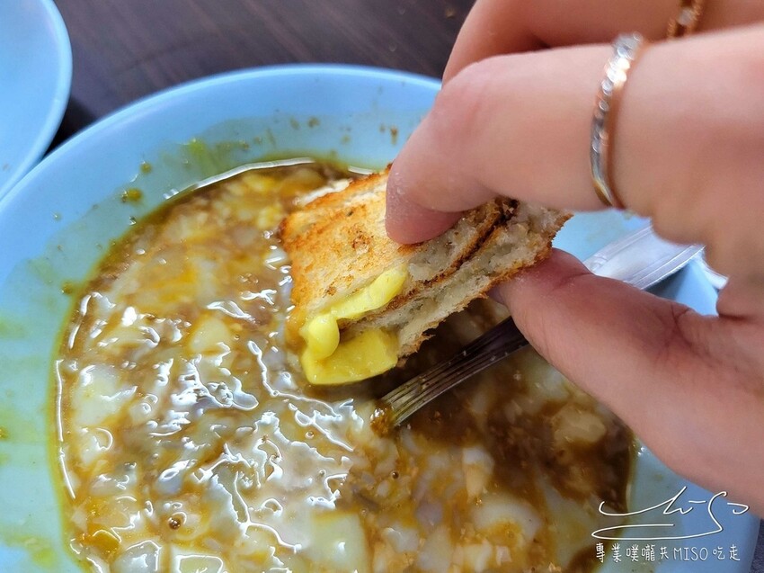 【新加坡美食】東亞餐室 ➤ 新加坡必吃咖椰吐司！新加坡特色早餐！歐南園地鐵美食！