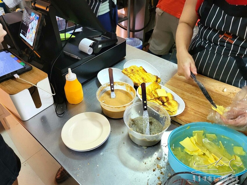 【新加坡美食】東亞餐室 ➤ 新加坡必吃咖椰吐司！新加坡特色早餐！歐南園地鐵美食！