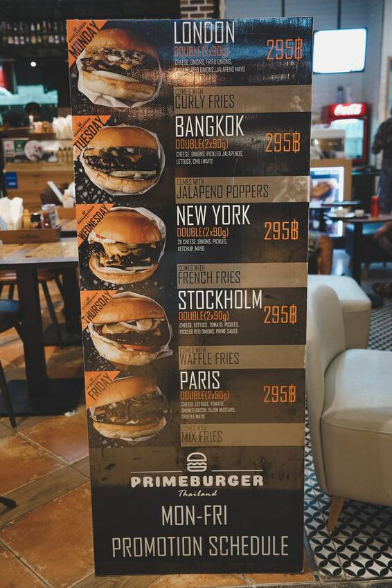 【泰國芭達雅美食】連續2年獲得 Phuket 普吉島最佳漢堡，漢堡命名很特別，口味深受在地人及外國人喜愛！