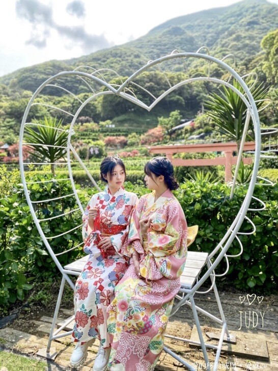 【2023竹子湖海芋季】 曹家花田香 花藝地景「獨旅．偶遇」穿和服拍美照 午茶甜點 繡球花即將登場 來一段浪漫的旅程吧 !