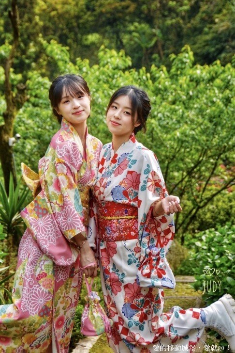 【2023竹子湖海芋季】 曹家花田香 花藝地景「獨旅．偶遇」穿和服拍美照 午茶甜點 繡球花即將登場 來一段浪漫的旅程吧 !
