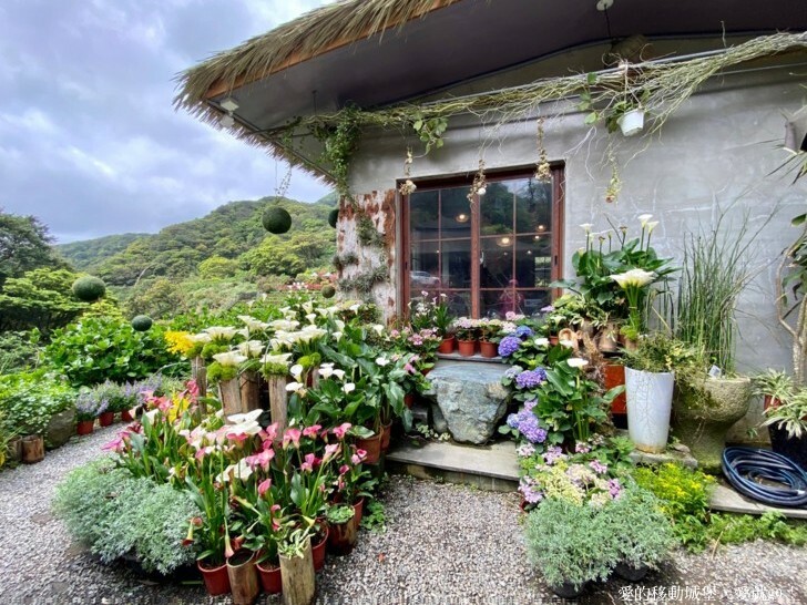 【2023竹子湖海芋季】 曹家花田香 花藝地景「獨旅．偶遇」穿和服拍美照 午茶甜點 繡球花即將登場 來一段浪漫的旅程吧 !