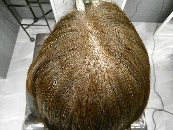 基隆平價染髮推薦/wor hair髮廊基隆店/新開幕髮廊踩點帶閨蜜去打造亮麗髮色及電棒造型/染髮+護髮+電棒+修剪