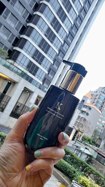 上直下捲捲髮必備髮品/DREAM TREND/凱夢K持捲乳/1秒簡單持捲,出門就是要維持美美的捲度