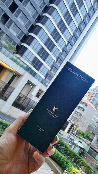 上直下捲捲髮必備髮品/DREAM TREND/凱夢K持捲乳/1秒簡單持捲,出門就是要維持美美的捲度