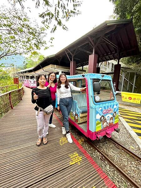 新北市烏來區景點推薦/新北烏來雲仙樂園一日遊/小型森林遊樂區/套票買起來經濟實惠、纜車、風味餐、射箭&漆