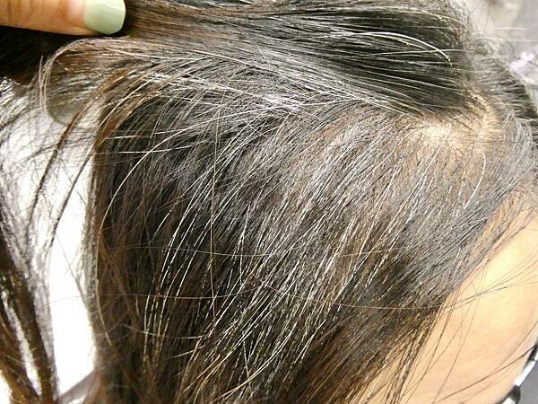 基隆平價染髮推薦/wor hair髮廊基隆店/新開幕髮廊踩點帶閨蜜去打造亮麗髮色及電棒造型/染髮+護髮+電棒+修剪