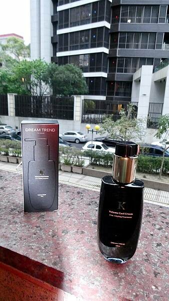 上直下捲捲髮必備髮品/DREAM TREND/凱夢K持捲乳/1秒簡單持捲,出門就是要維持美美的捲度