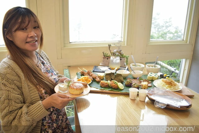 新竹景點 | 那羅 CARAVAN定點露營車微野營 兩日 (全包式) 體驗夜宿露營車、戶外野餐的樂趣
