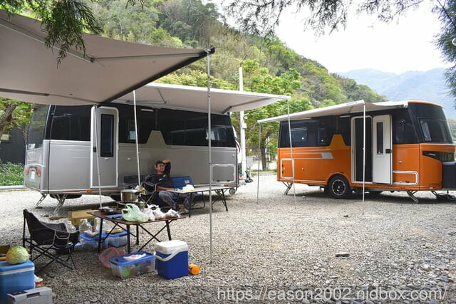 新竹景點 | 那羅 CARAVAN定點露營車微野營 兩日 (全包式) 體驗夜宿露營車、戶外野餐的樂趣