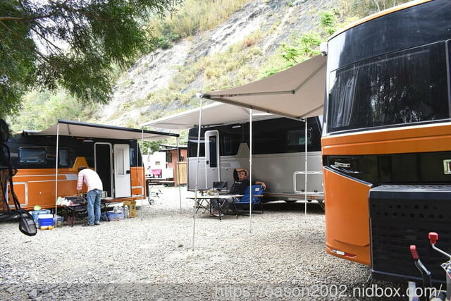 新竹景點 | 那羅 CARAVAN定點露營車微野營 兩日 (全包式) 體驗夜宿露營車、戶外野餐的樂趣