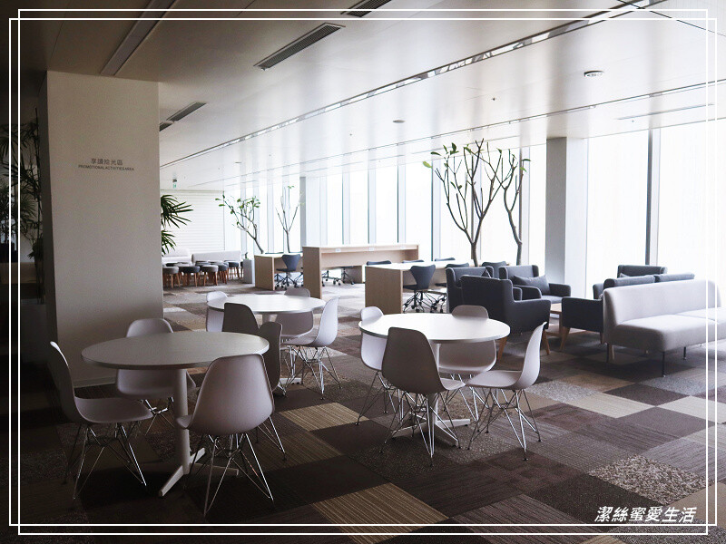 桃園市立圖書館新總館-不要只拍美照~資源豐富老少皆宜.全台最大最美綠建築多元化圖書館