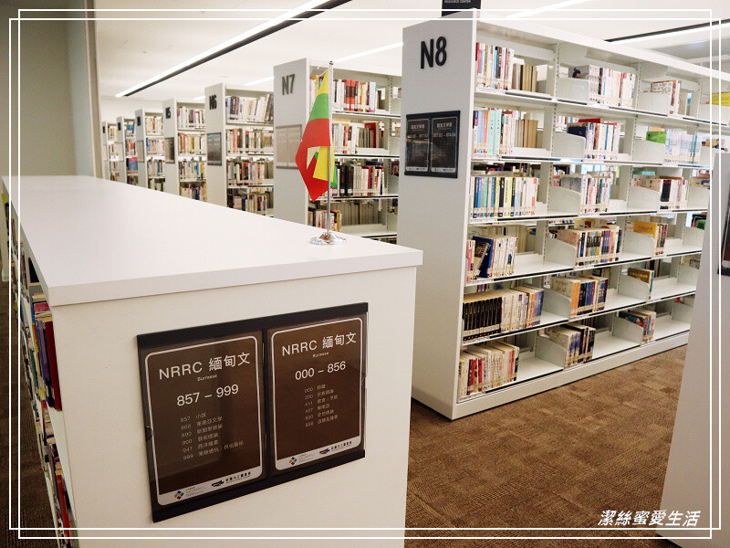 桃園市立圖書館新總館-不要只拍美照~資源豐富老少皆宜.全台最大最美綠建築多元化圖書館