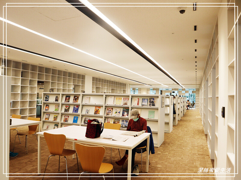 桃園市立圖書館新總館-不要只拍美照~資源豐富老少皆宜.全台最大最美綠建築多元化圖書館
