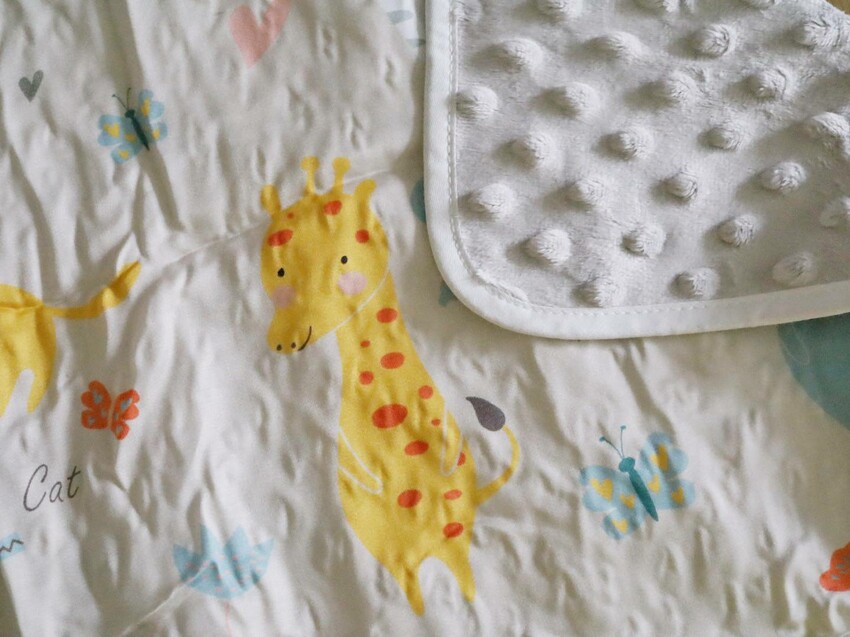 台灣品牌 享居DOTDOT 開箱｜MIKI玩樂食驗室｜幼兒園推薦睡袋、天絲防螨抗菌、可機洗低溫烘、不怕溼熱天氣好