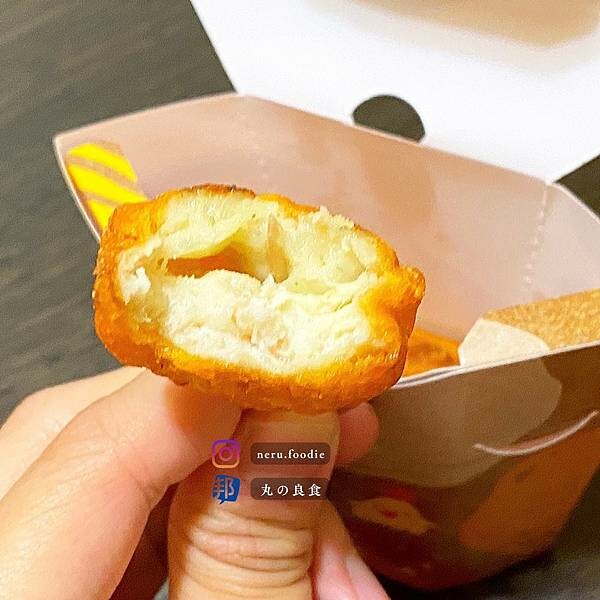 ローソン Lawson 熱騰騰炸雞！ @neru.foodie / 丸の良食