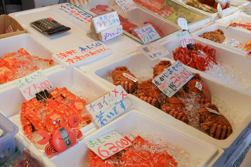 【北海道札幌】二条市場觀光市集，帝王蟹、鮭魚卵、魚貨、海鮮丼，觀光客的海鮮廚房！