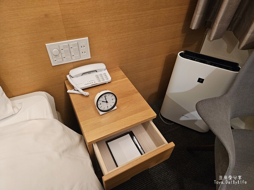 登坂商務飯店 The Noborisaka Hotel｜河口湖CP值爆表的低調飯店 🗻 山景房窗外就是富士山爺爺 