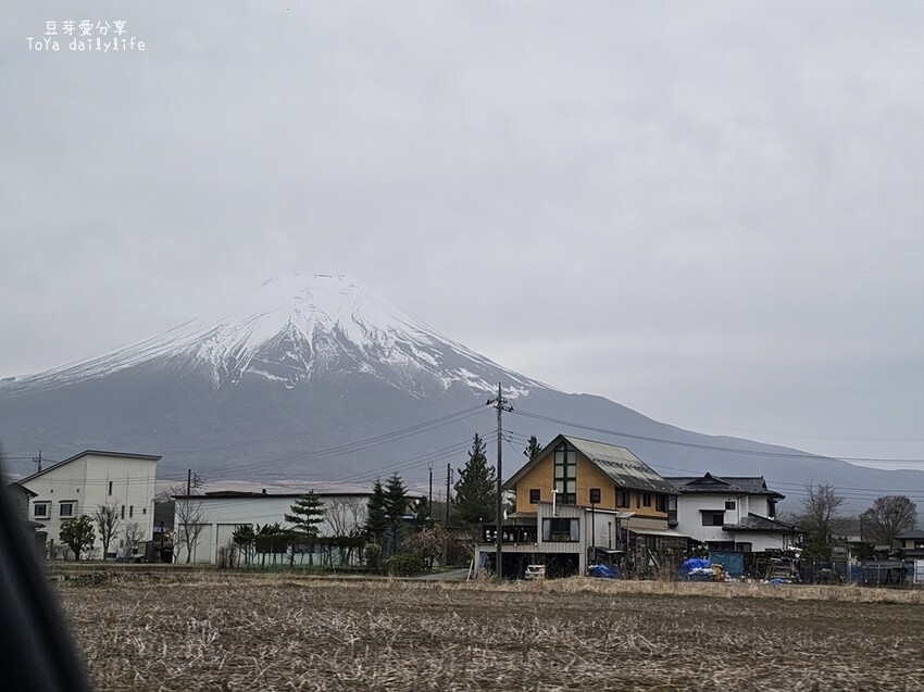 東京成田機場租車流程｜從成田機場租車自駕到河口湖看富士山爺爺 . 上野站還車 / 甲租乙還 🌱豆芽出