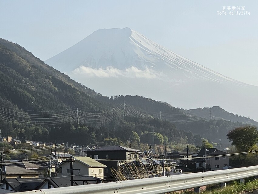 東京成田機場租車流程｜從成田機場租車自駕到河口湖看富士山爺爺 . 上野站還車 / 甲租乙還 🌱豆芽出
