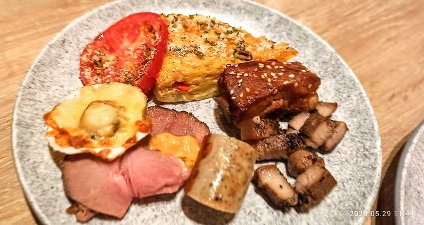 食記 - 高雄 左營區 帕里巴黎自助餐
