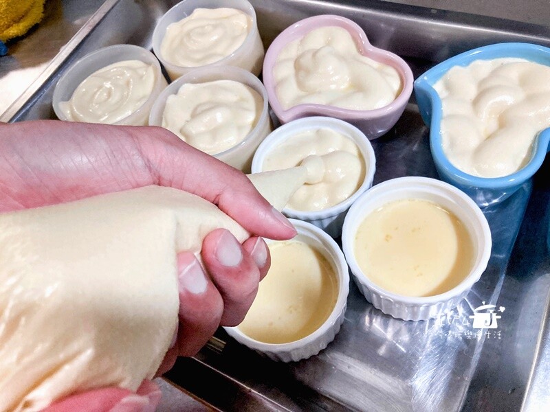 烘焙筆記│焦糖布丁燒,一口吃到焦糖布丁蛋糕的甜蜜點心