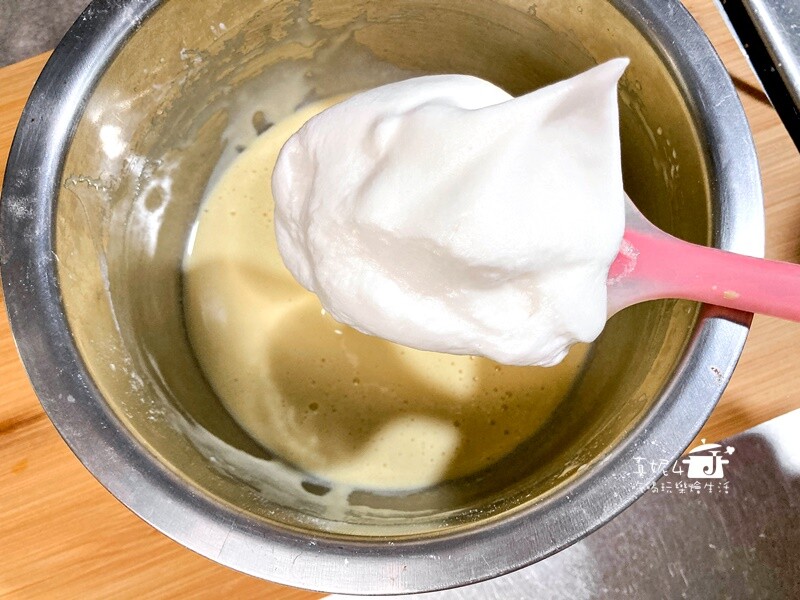 烘焙筆記│焦糖布丁燒,一口吃到焦糖布丁蛋糕的甜蜜點心