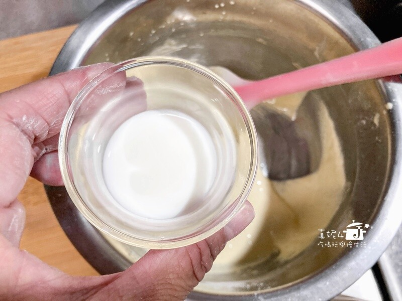 烘焙筆記│焦糖布丁燒,一口吃到焦糖布丁蛋糕的甜蜜點心