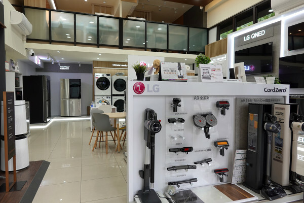 有家電顧問、價格甜甜且家用電器、廚房家電一應俱全的新店品牌家電選物店-怡和家電