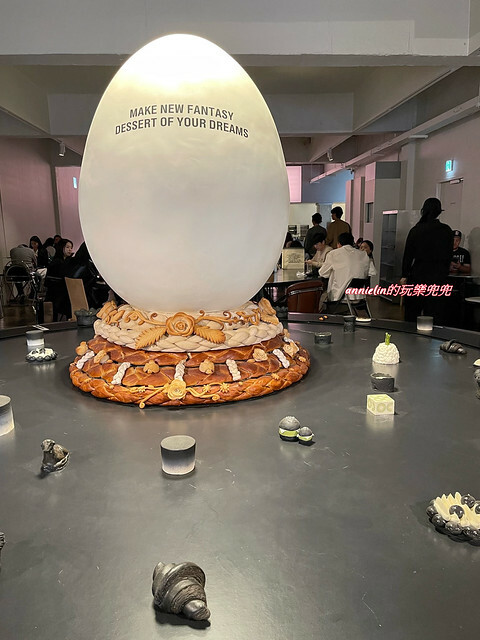 ◎【首爾 (聖水洞) NUDAKE Seongsu】最火的藝術咖啡廳，每桌必點～抹茶熔岩可頌！