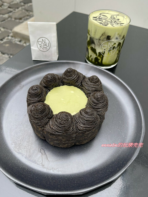 ◎【首爾 (聖水洞) NUDAKE Seongsu】最火的藝術咖啡廳，每桌必點～抹茶熔岩可頌！