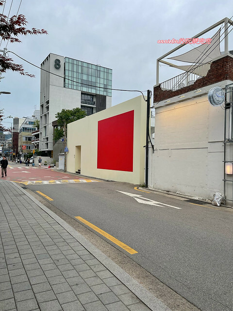 ◎【首爾 (聖水洞) NUDAKE Seongsu】最火的藝術咖啡廳，每桌必點～抹茶熔岩可頌！