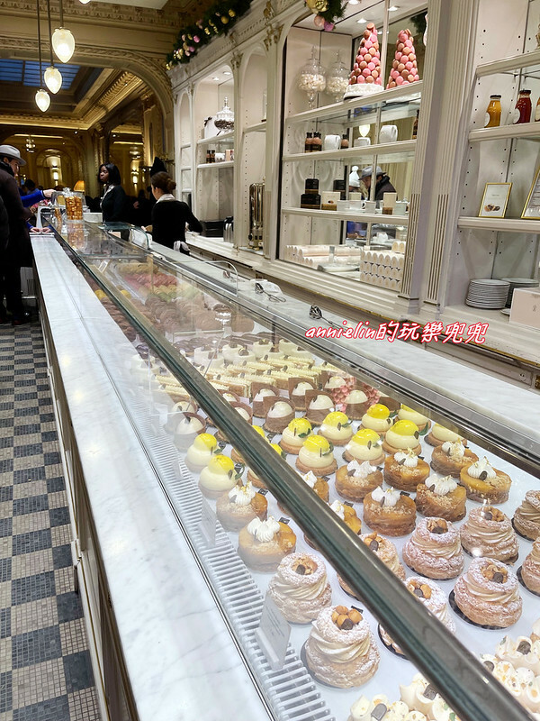◎【法國－百年甜點店 安潔莉娜Angelina Paris巴黎本店 】必點Mont-Blanc蒙布朗栗子蛋糕 ！