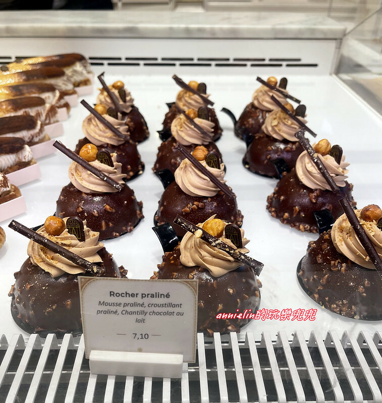 ◎【法國－百年甜點店 安潔莉娜Angelina Paris巴黎本店 】必點Mont-Blanc蒙布朗栗子蛋糕 ！