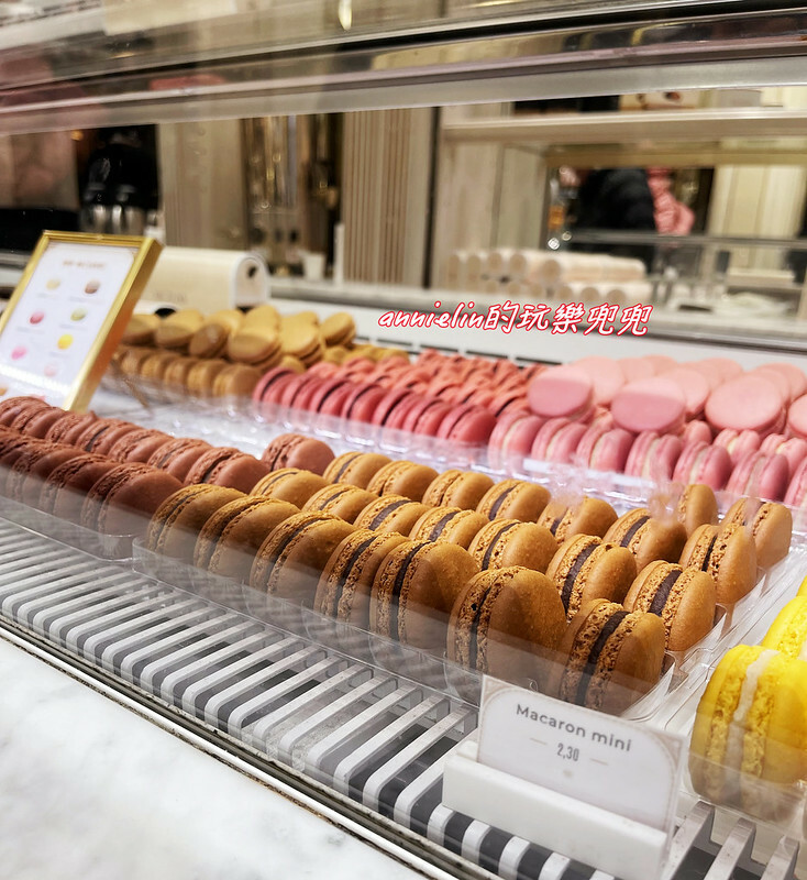 ◎【法國－百年甜點店 安潔莉娜Angelina Paris巴黎本店 】必點Mont-Blanc蒙布朗栗子蛋糕 ！