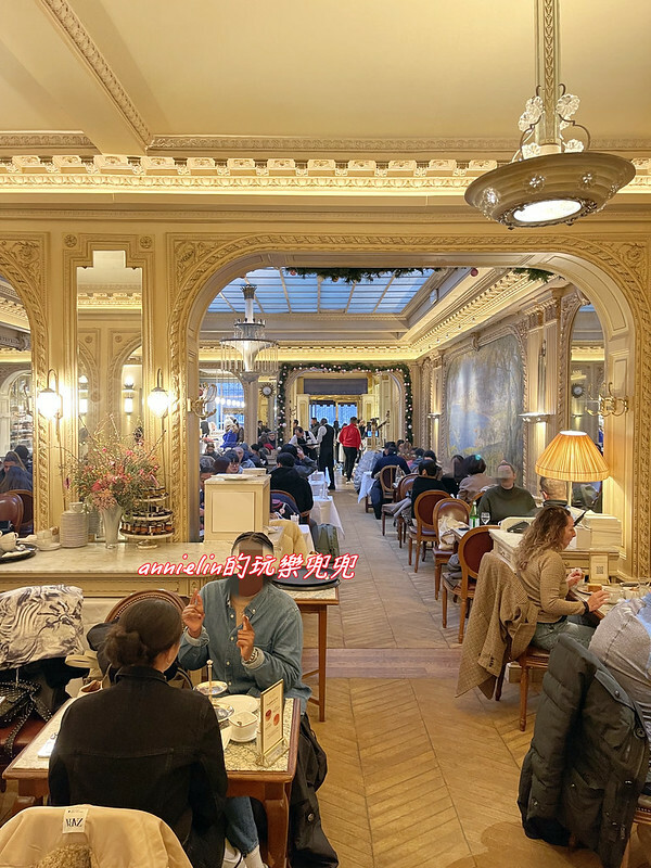 ◎【法國－百年甜點店 安潔莉娜Angelina Paris巴黎本店 】必點Mont-Blanc蒙布朗栗子蛋糕 ！