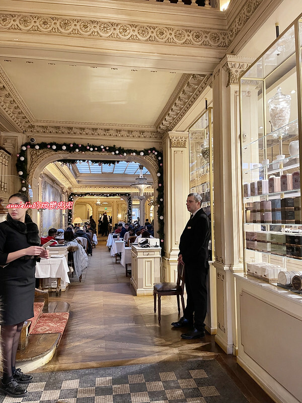 ◎【法國－百年甜點店 安潔莉娜Angelina Paris巴黎本店 】必點Mont-Blanc蒙布朗栗子蛋糕 ！