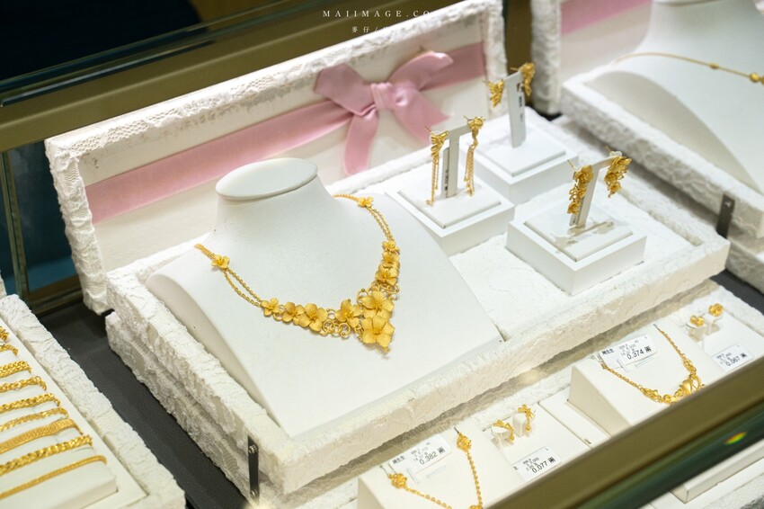 桃園中壢購物中心｜2023母親節就來中壢大江購物中心！一站式滿足聚餐、購物、春夏打卡地標，快樂就是這麼簡