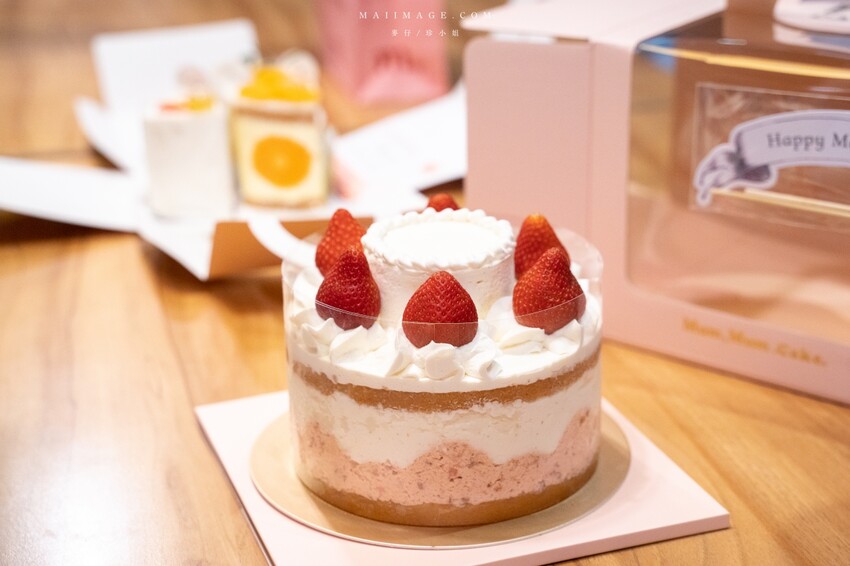 桃園中壢購物中心｜2023母親節就來中壢大江購物中心！一站式滿足聚餐、購物、春夏打卡地標，快樂就是這麼簡